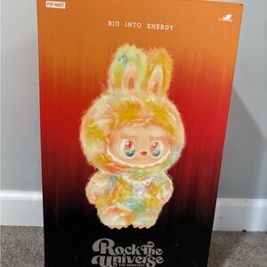 Rock the Universe Labubu POPMART brand new unopened